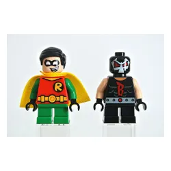 LEGO DC Super Heroes Robin vs. Bane (76062)