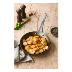 DE BUYER Mineral B Pro 28 cm - patelnia ze stali węglowej