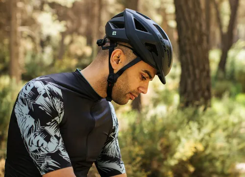Kask rowerowy LAZER Cerro KinetiCore Czarny mat MTB (rozmiar L)