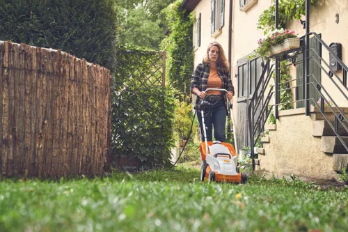 Kosiarka elektryczna STIHL RME 235 1200 W 330 mm