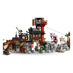 LEGO 71861 NINJAGO Stare miasto — 15-lecie