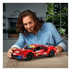 Конструктор Lego Technic Ferrari 488 GTE AF Corse #51 (42125)