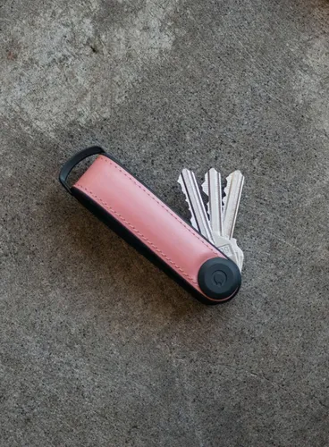 Skórzane etui organizer na klucze Orbitkey Hybrid Leather - pastel pink