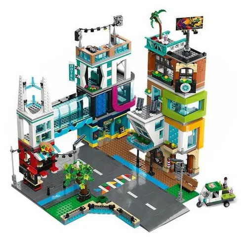 LEGO City 60380 şehir merkezi