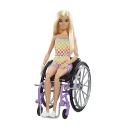 Lalka Barbie Fashionistas Na wózku strój w kratkę HJT13