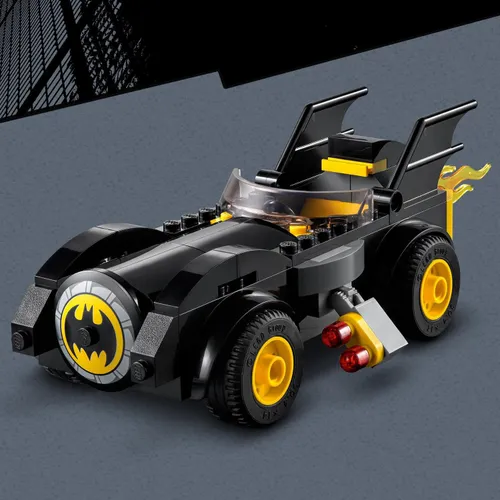 LEGO DC Batman vs Joker: Batmobil Kovalamaca (76180)