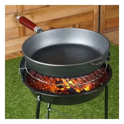 Patelnia żeliwna z drewnianą rączką CAST LINE 30 cm