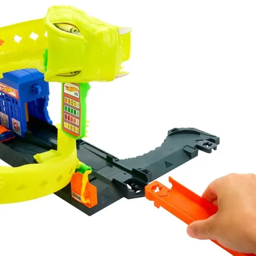 Tor Hot Wheels City Zakręcony tor Węża JBM63
