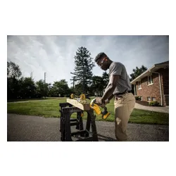 Piła akumulatorowa DEWALT DCMPS520N-XJ
