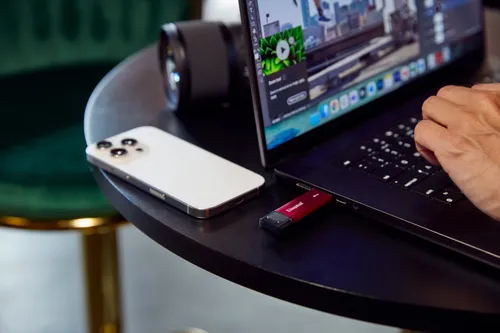 Dysk KINGSTON Dual Portable 2TB SSD