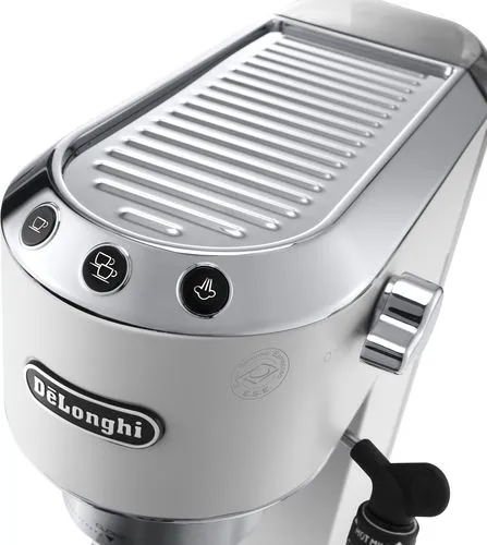 Кофемашина DeLonghi Dedica EC 685.W