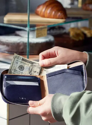 Bellroy кожаный кошелек на молнии RFID - черный