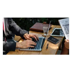 Router TP-LINK M8550 5G 2.4 / 5 / 6 GHz (TriBand), Gniazdo SIM