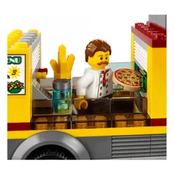 Конструктор Lego City foodtruck с пиццей (60150)