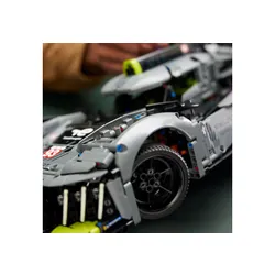 LEGO Technic 42156 PEUGEOT 9x8 24h Le Mans Hybrid Hypercar