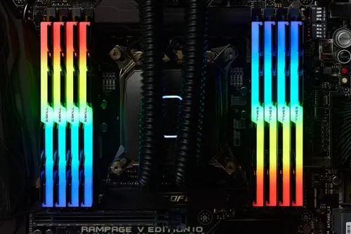 Pamięć G.Skill Trident Z RGB, DDR4, 64 GB, 4000MHz, CL18 (F4-4000C18Q2-64GTZR)