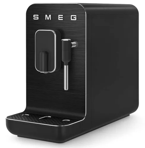 Автоматическая кофемашина Smeg BCC02FBMEU