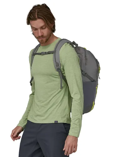 Городской рюкзак Patagonia Refugio Day Pack 30 l - Forge grey