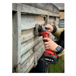 Szlifierka kątowa Yato YT-828293