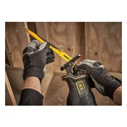 Ferăstrău cu piston DeWalt DCS382N
