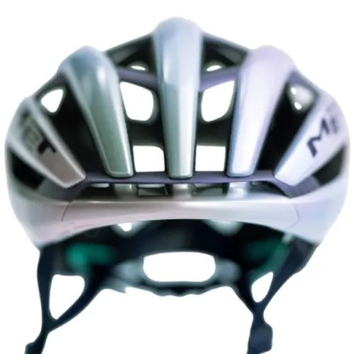 Kask rowerowy MET Trenta 3K Carbon
