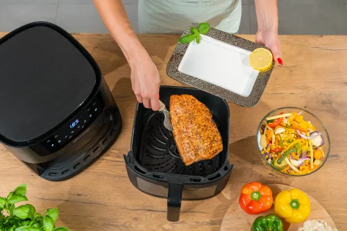 Air Fryer Frytkownica beztłuszczowa GÖTZE & JENSEN AF610K 6l 8 automatycznych programów