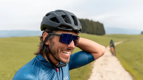 Kask rowerowy LIMAR Air Stratos MIPS