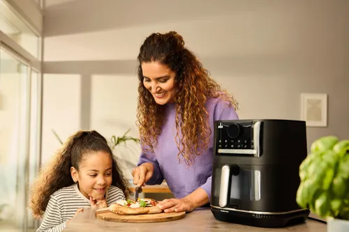 Air Fryer Frytkownica beztłuszczowa BRAUN MultiFry 5 HF5075IBK 6l z okienkiem do obserwacji postępów gotowania