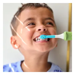Szczoteczka soniczna PHILIPS Sonicare For Kids HX6352/11