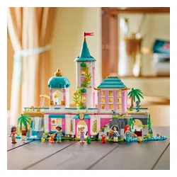LEGO Klocki Disney 43267 Zamek księżniczek i królewskie zwierzaki