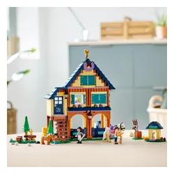 Конструктор Lego Friends лесной конный центр (41683)