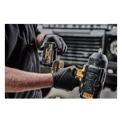 Klucz udarowy DEWALT DCF900P2G