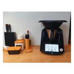 Robot wielofunkcyjny COBBO 7 TC-7B (WiFi) 1500W z wagą i funkcją gotowania