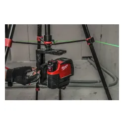 Laser liniowo-krzyżowy Milwaukee M12 CLLP-301C (+ akumulator 3 Ah)