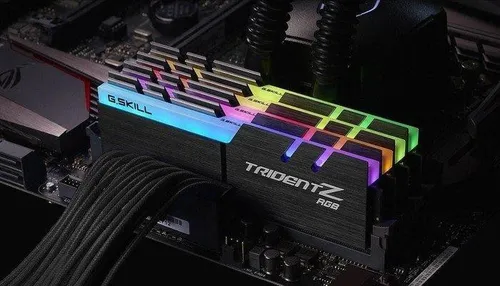 Pamięć G.Skill Trident Z RGB, DDR4, 64 GB, 4000MHz, CL18 (F4-4000C18Q2-64GTZR)