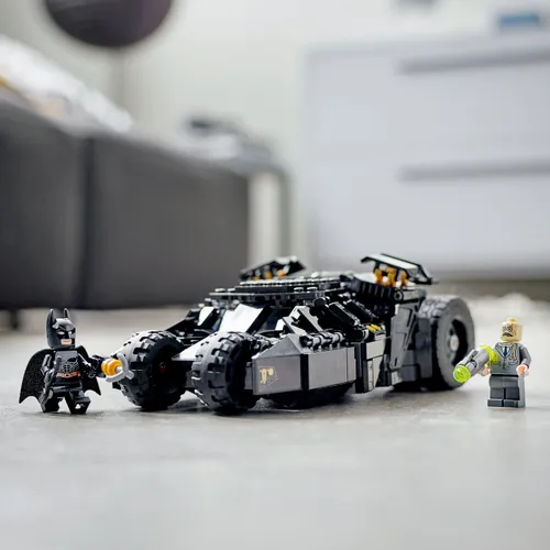 LEGO DC Batman Tumbler: Doldurulmuş Hayvanla Çarpışma (76239)