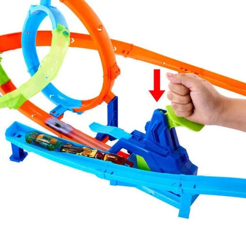 Tor Hot Wheels Stunt Tracks Rajdowy Cyklon JHK73