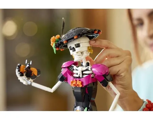 LEGO 21372 IDEAS Pani Catrina