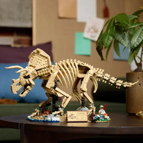 LEGO Jurassic World 77985 Szkielety dinozaurów: triceratops, zestaw klocków
