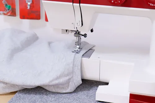 Maszyna do szycia Janome 1522RD