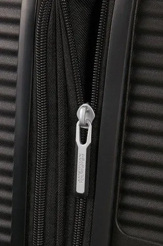 Mała kabinowa walizka American Tourister Soundbox - bass black