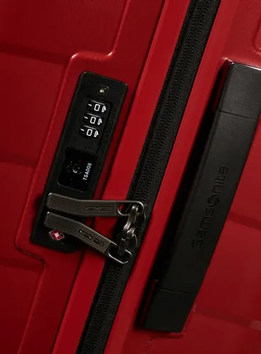 Средний чемодан Samsonite Attrix - red