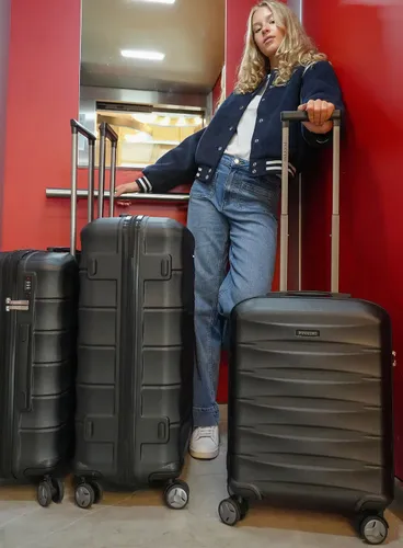 Walizka średnia Puccini Cairo - czarny