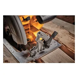 Pilarka tarczowa DeWalt DCS573NT
