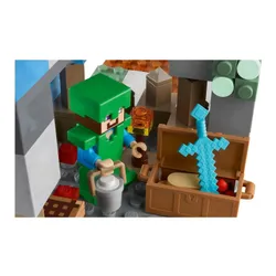 Конструктор LEGO Minecraft 21243 снежные вершины