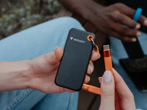 Dysk VERBATIM Pocket 256GB SSD Czarno-pomarańczowy