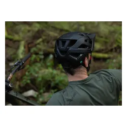 Kask rowerowy LAZER Jackal KinetiCore