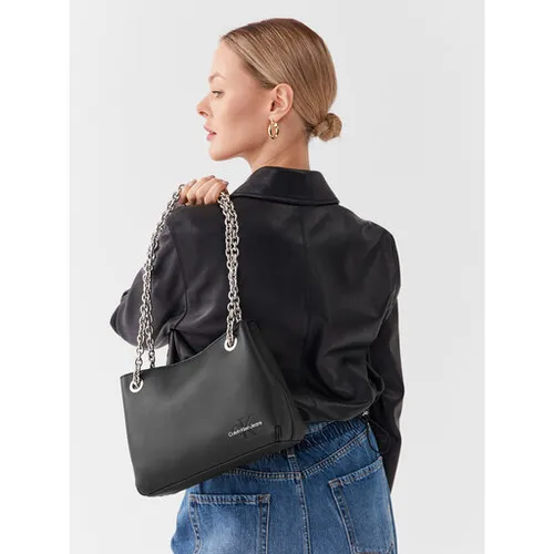 Geantă de umăr sculptată Calvin Klein Jeans cu Lanț24 K60K610565 BDS