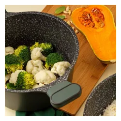 NAVA Imperial 2,5 l - garnek aluminiowy z pokrywką