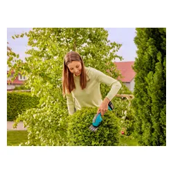 Nożyce akumulatorowe do krzewów i trawnika GARDENA PowerCut 20/18V P4A (bez akumulatora) 14750-55